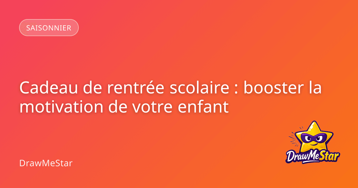 Un enfant souriant découvre avec émerveillement un livre personnalisé sur son bureau le jour de la rentrée scolaire.